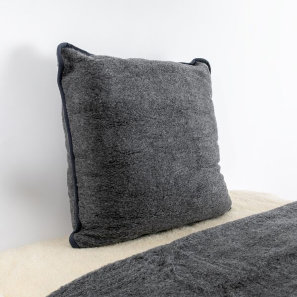 Merino Wool Pillow Grey