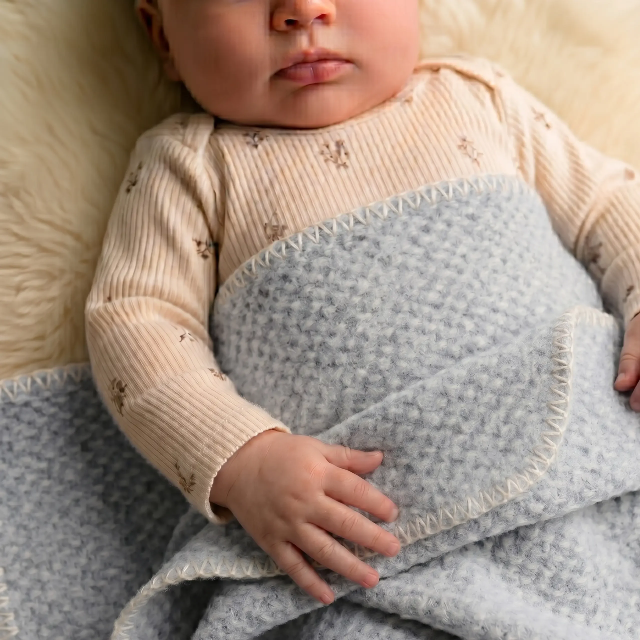 Hoop Baby Grey Wool Blanket - Image 3